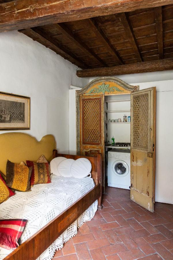 Comfy Apartment Near Palazzo Pitti ฟลอเรนซ์ ภายนอก รูปภาพ