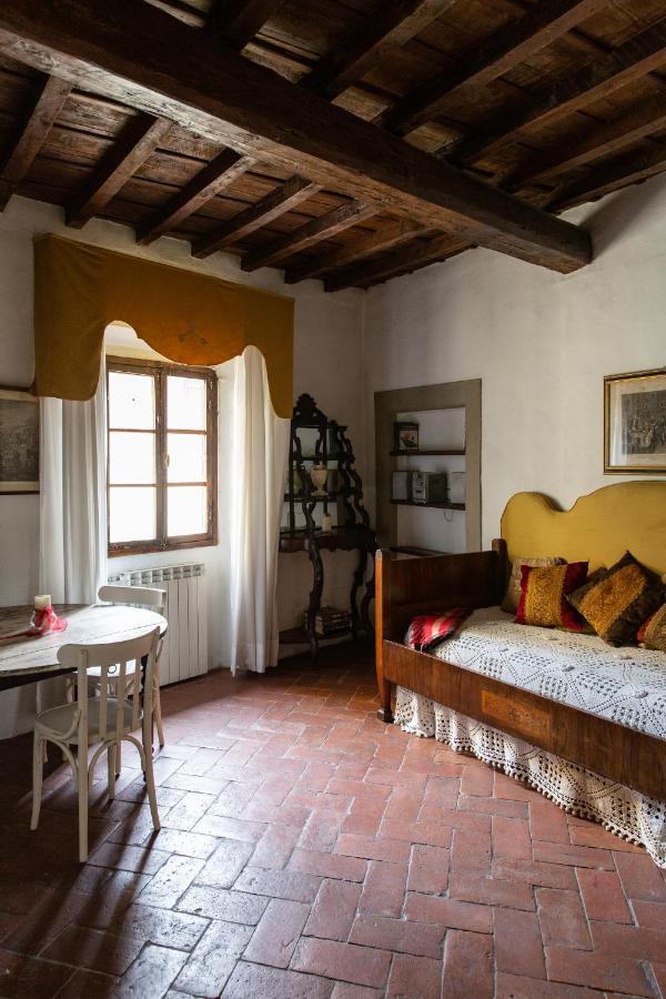 Comfy Apartment Near Palazzo Pitti ฟลอเรนซ์ ภายนอก รูปภาพ